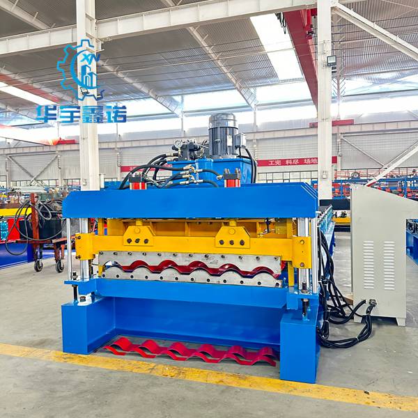Tile-roll-forming-machine for metal roof tile production