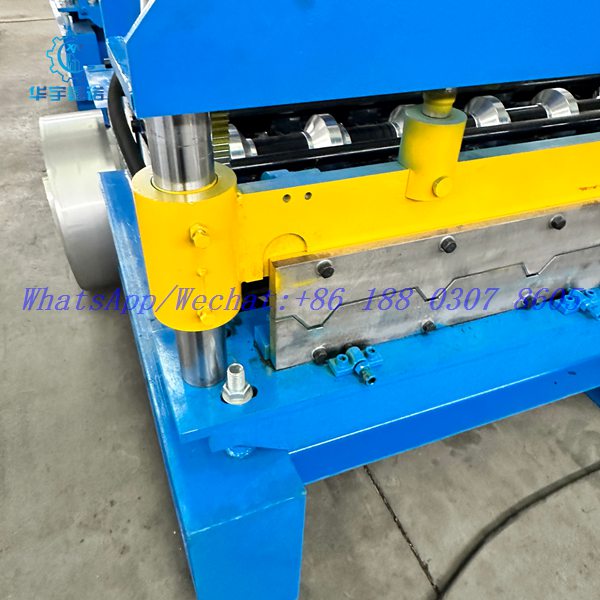 roof curving machine