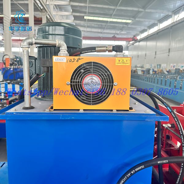 roof panel curving machine