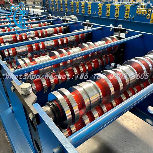 deck floor roll forming machine