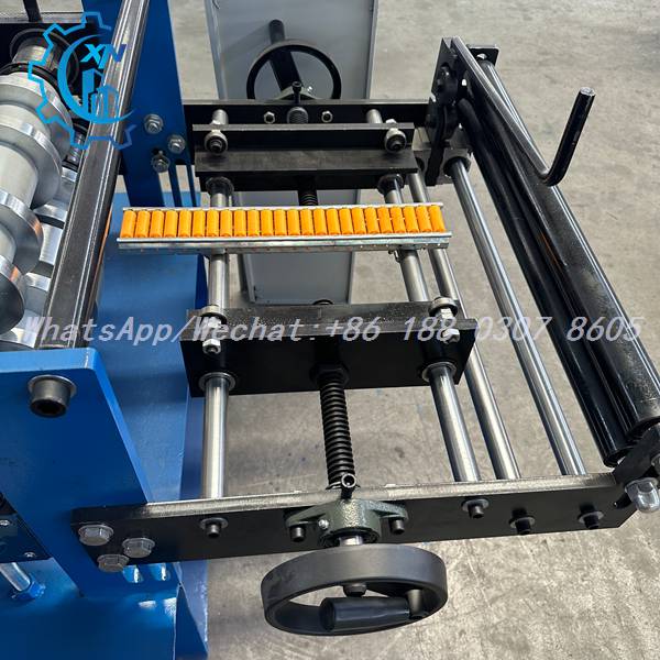 ridge cap machine feeding platform detail