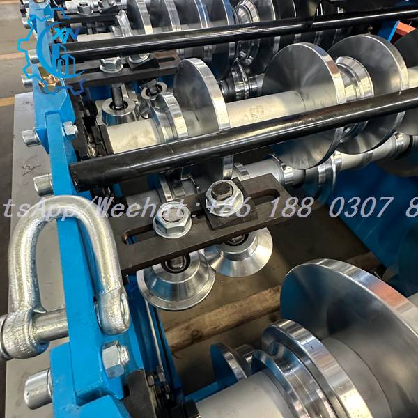 machine profileuse anneau de levage industriel