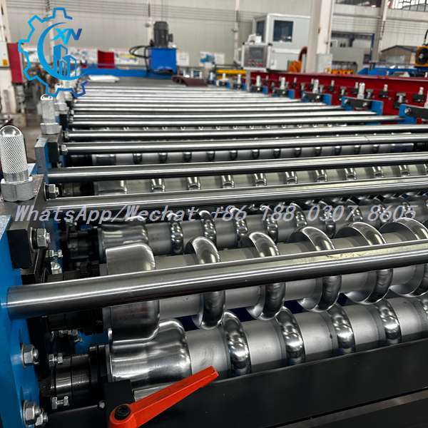 45 steel heat treated rollers roof sheet making machine price