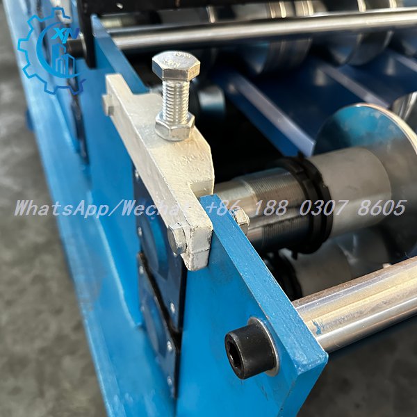 Grade 10.9 high-tensile zinc-flake coated fasteners with torque-stripe verification on a profile sheet making machine — Trapezoidal Roof Panel Forming Machine structural bolts