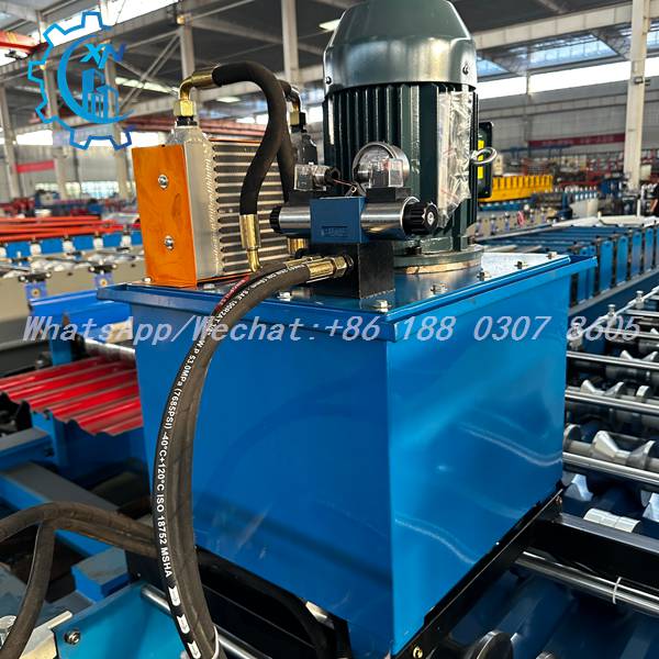 Hydraulic power unit of IBR roll forming machine — 53 MPa rated pressure with oil cooler radiator, solenoid valve and pressure gauge for South Africa Chromadek sheet cutting