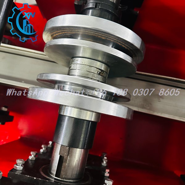 Roller stack and shaft assembly of light gauge steel machine
