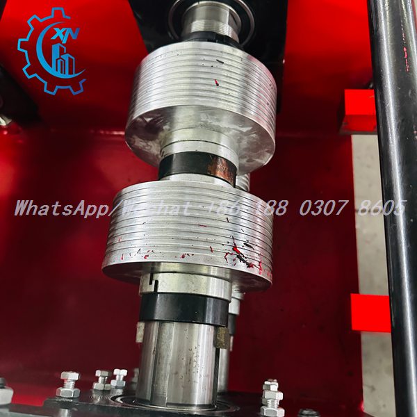 Grooved rollers and shaft assembly of light steel frame machine