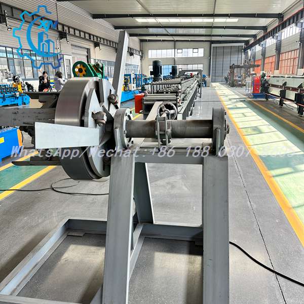 Decoiler feeding the solar bracket roll forming machine production line