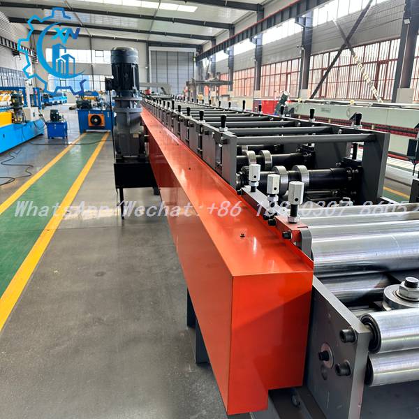 Front drive section of the solar bracket roll forming machine in factory