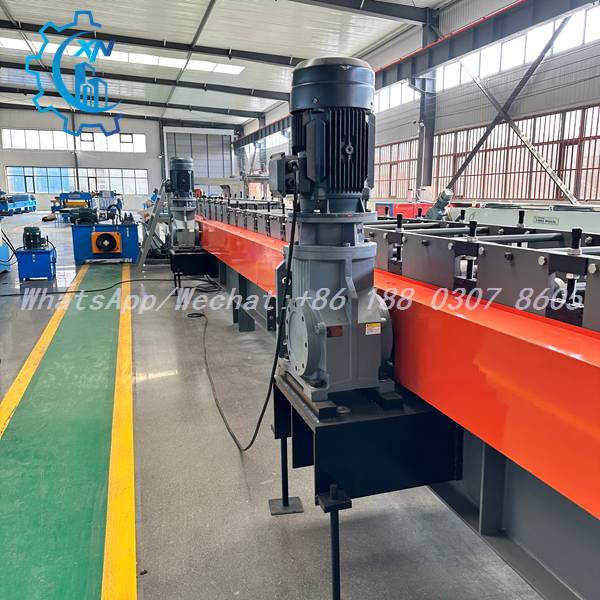 XINNUO unistrut roll forming machine production line in factory