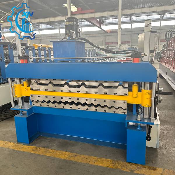 Hydraulic pressing unit of sheet making machine with upper and lower dies