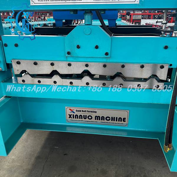 Hydraulic shear blade matching 686 profile on IBR roof sheet making machine