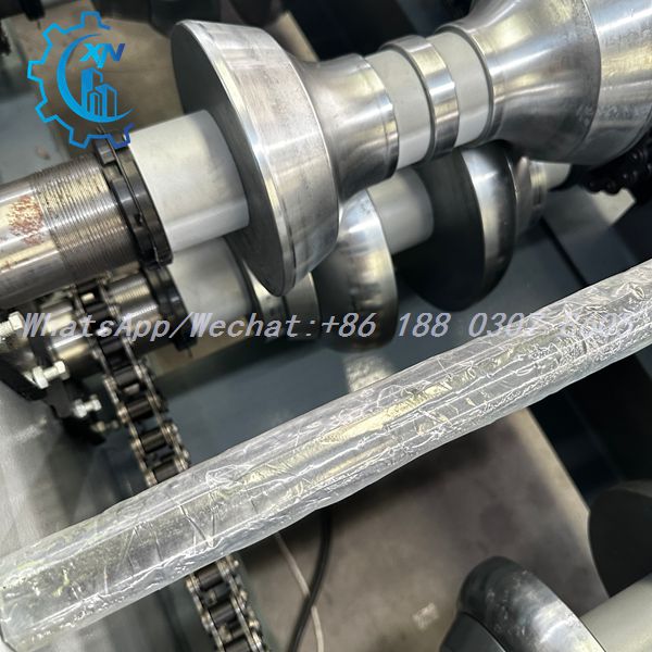 Contoured rollers with wrapped profile on capping roll forming machine
