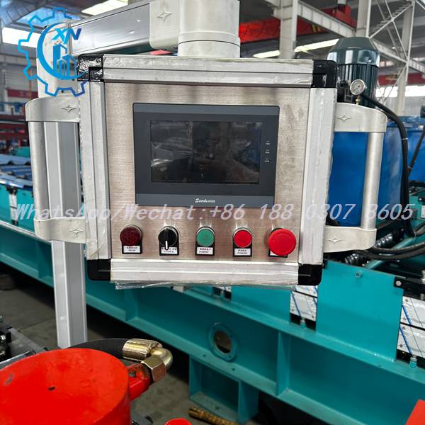 Samkoon control panel and hydraulic cylinder on capping roll forming machine