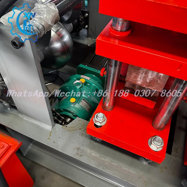 Cycloidal gearbox with chrome press posts on ridge cap machine