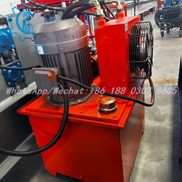 Hydraulic power unit with motor and cooler on ridge forming machine