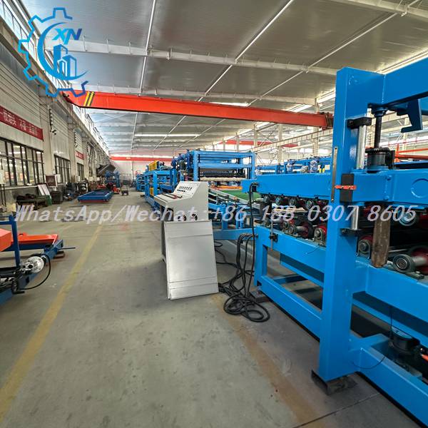 Operator control console beside sandwich production line