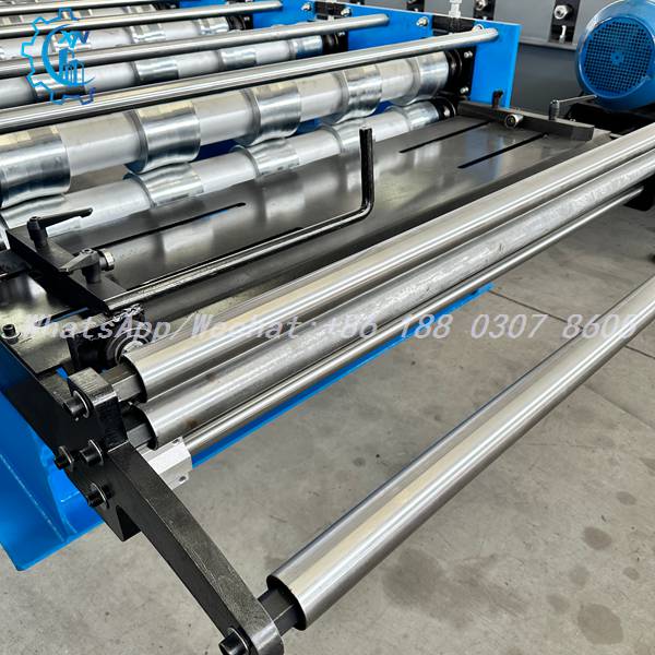 Run-out rollers and drive motor of the IBR machine